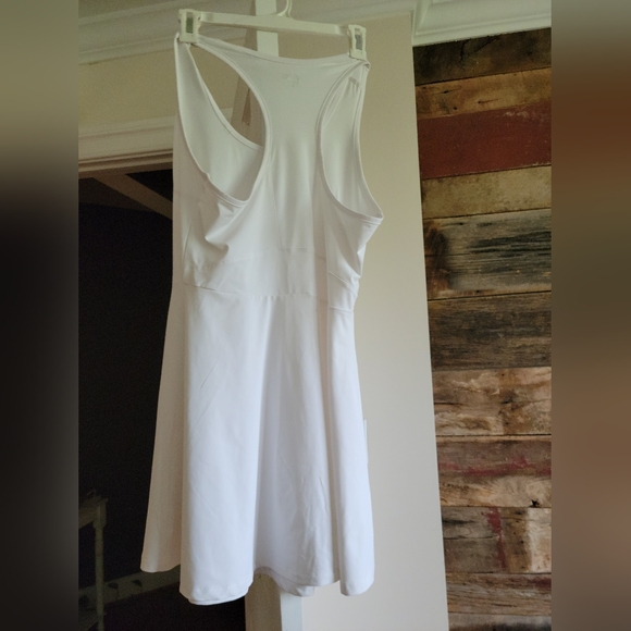 Prince white tennis/golf dress - Picture 4 of 6